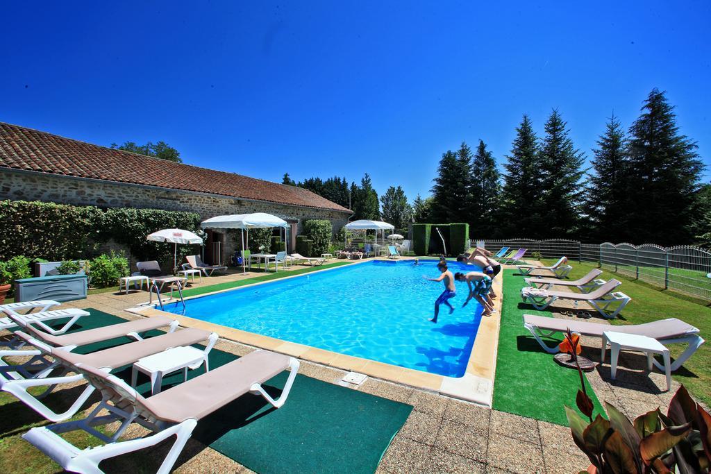 Hotellerie De Plein Air Camping Leychoisier Bonnac-la-Cote Exterior photo